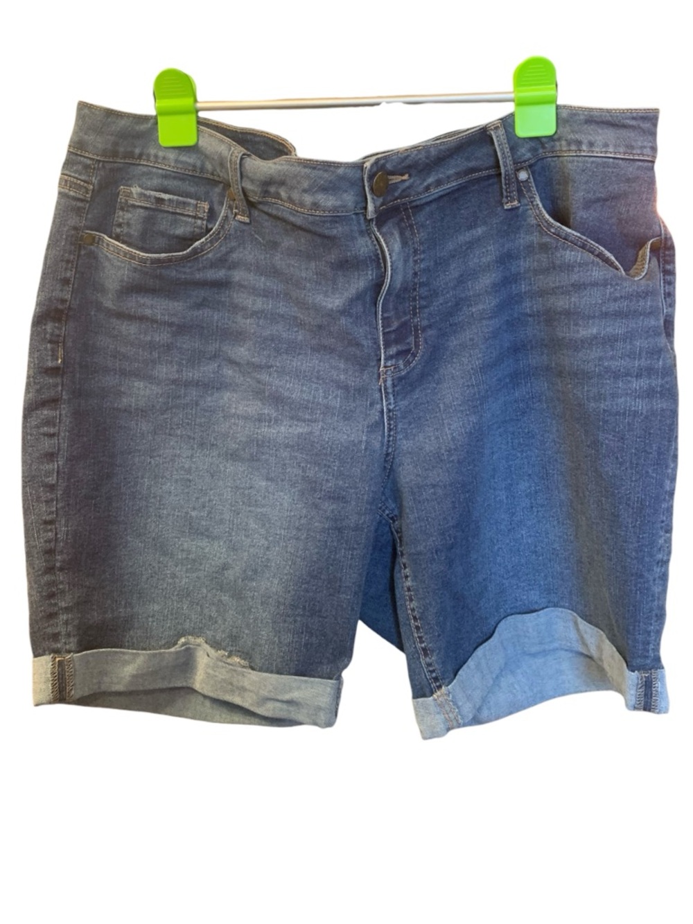 DIP Woman’s Bermuda Shorts Plus Size 18  Medium Wash Jean Shorts